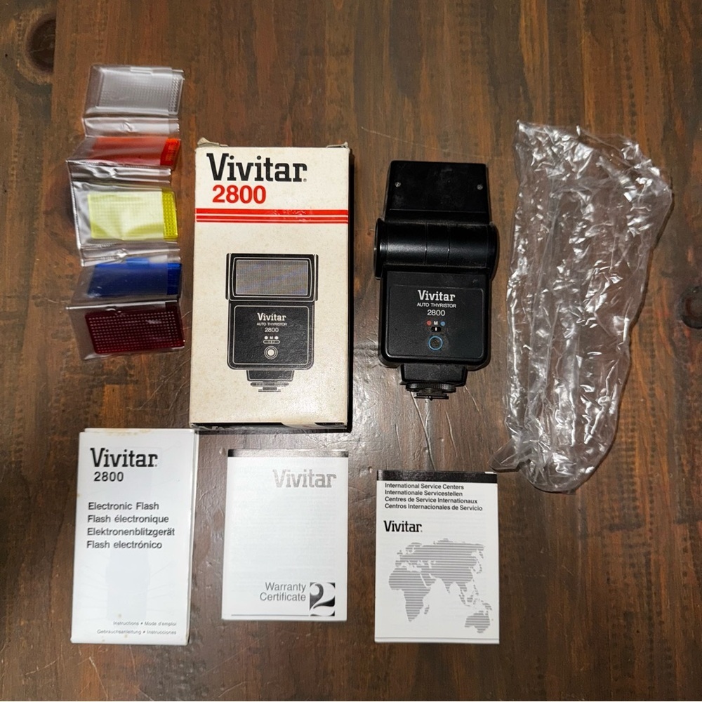 Vtg Vivitar Auto Thyristor 2800 Shoe Mount Flash Working W/ Filters, Box, Manual